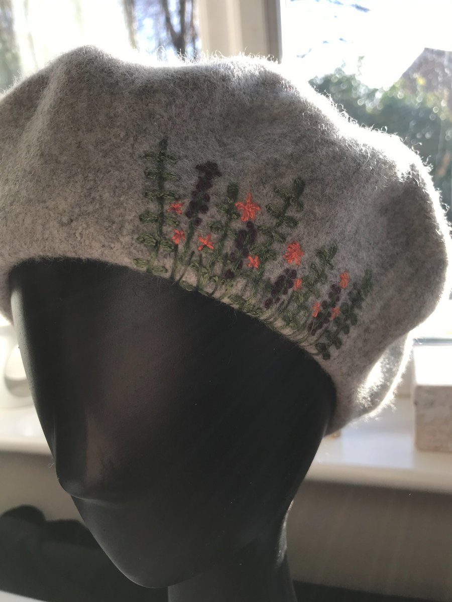 Light grey,  Pure New Wool, Woolmark, Embroidered Beret.