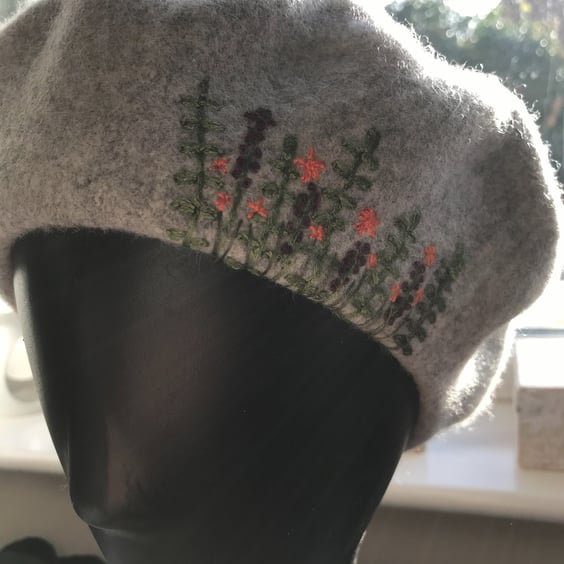 Light grey,  Pure New Wool, Woolmark, Embroidered Beret.