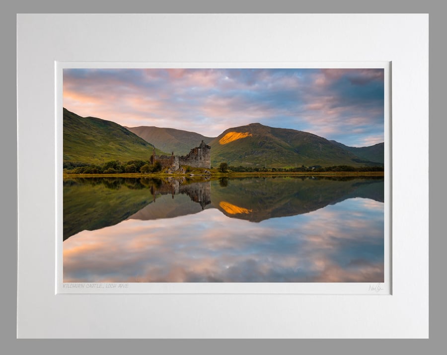 Kilchurn Castle, Loch Awe, Argyll, Scotland - A3 (50x40cm) Unframed Print