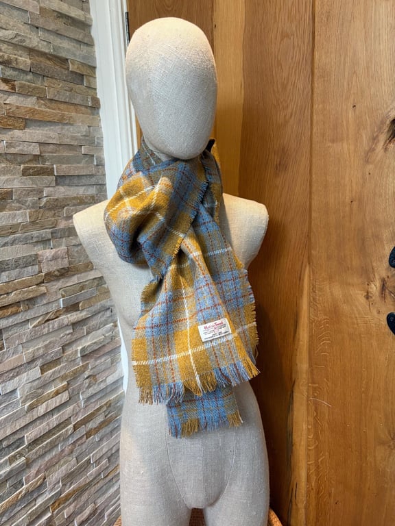 Harris Tweed Scarf   150cm length x 26 cm Width
