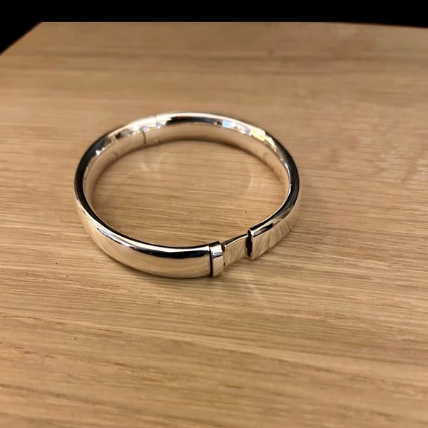 "Coalescence" - Heavy Handmade Sterling Silver Hinged Bangle - Made to any size 
