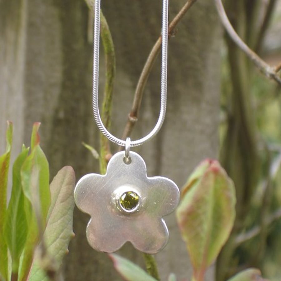 Fine Silver Daisy Pendant