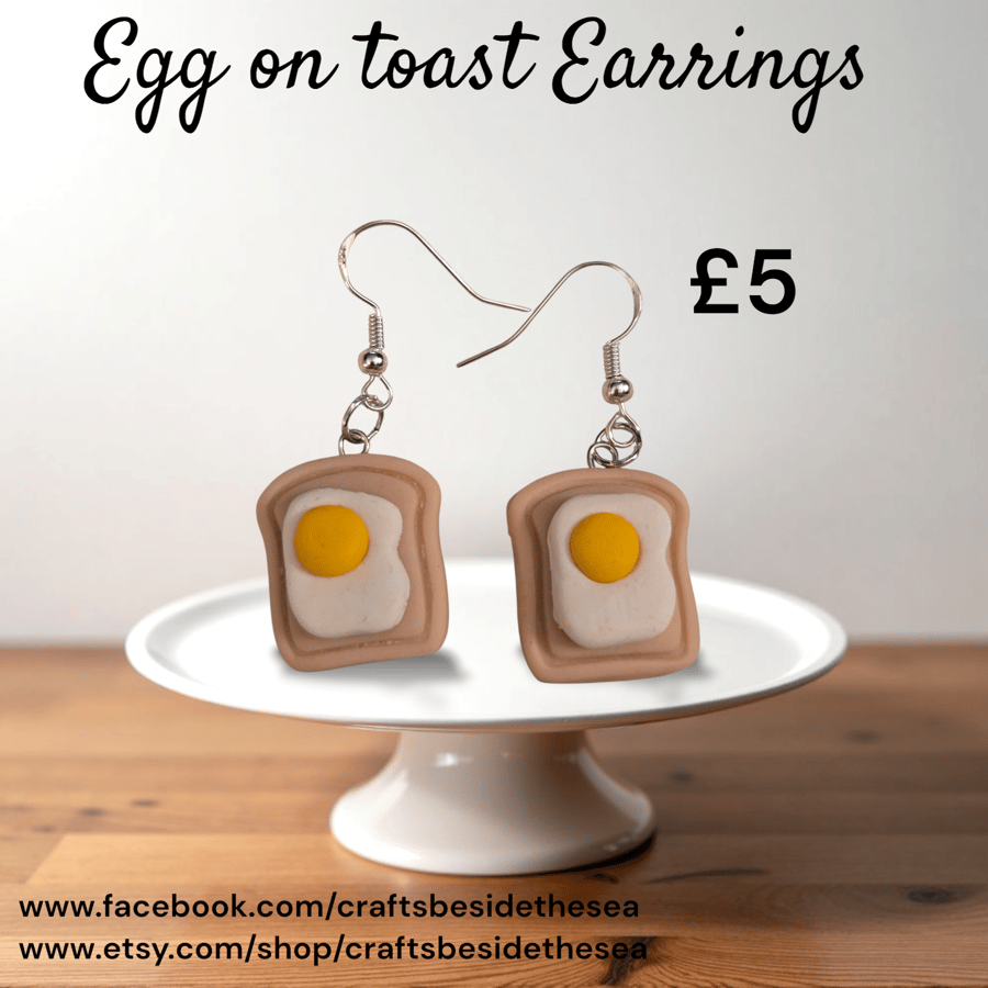 Eggs on toast earrings 