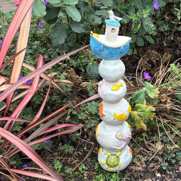 Ocean themed totem