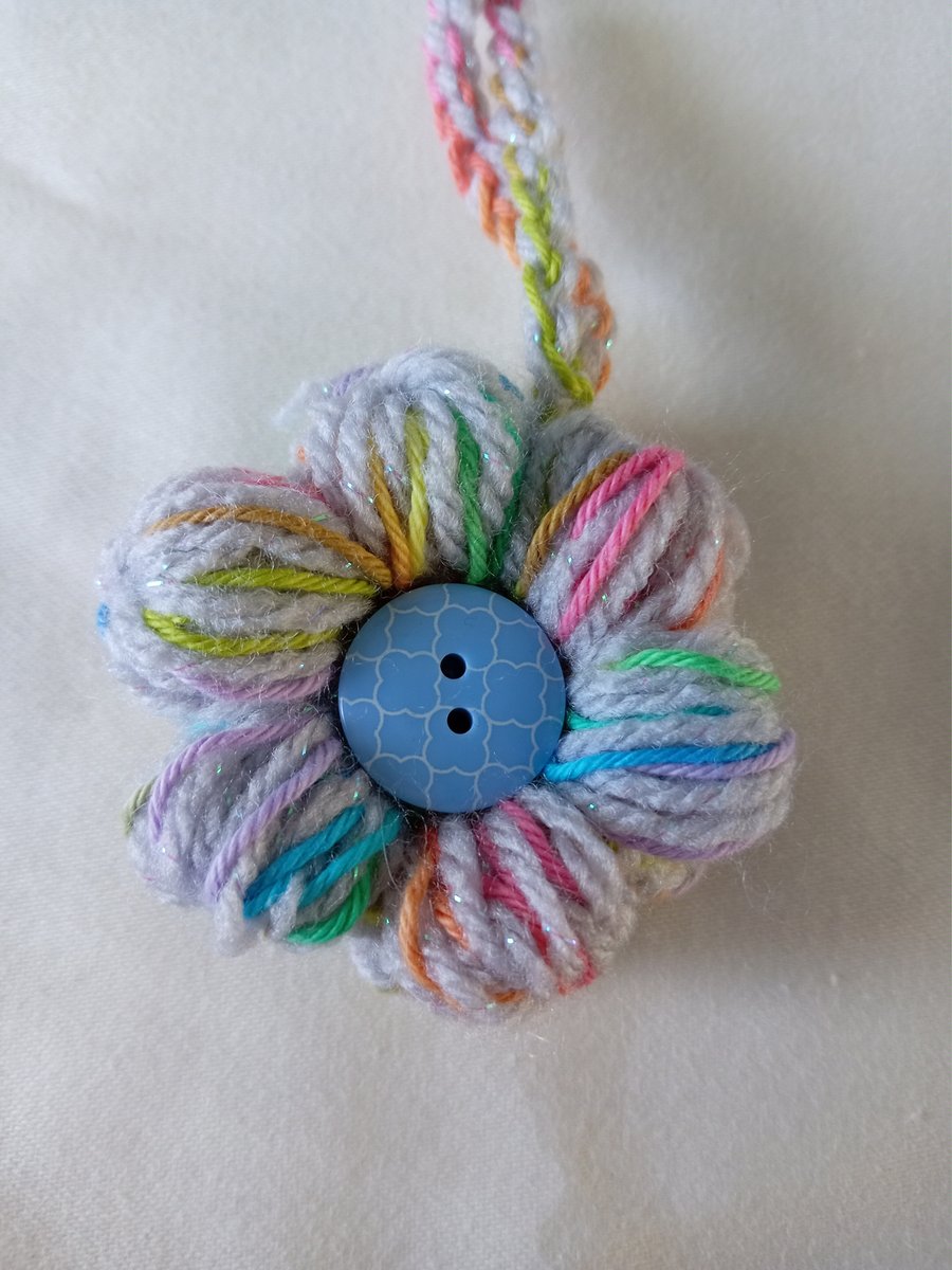 Pretty Crochet Flower Keyring