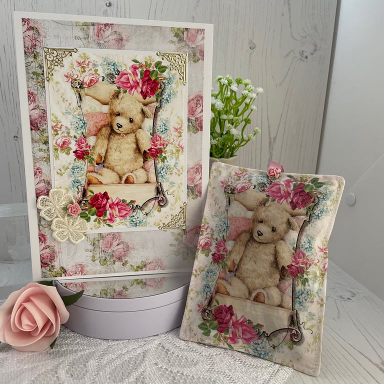 Gift Set - Bear greeting Card & lavender sachet by Carolee Crafts PB4 - 0010