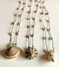 Statement shell necklace with beads - Image 1