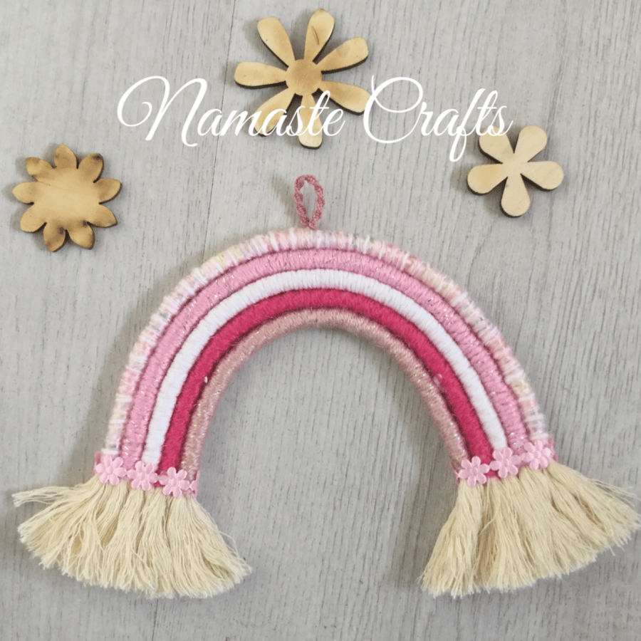 Daisy Rainbow Wall Hanging , Macrame Wall Art, Boho, Nursery Decor 