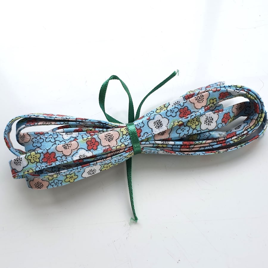 Childs Floral Shoe Laces
