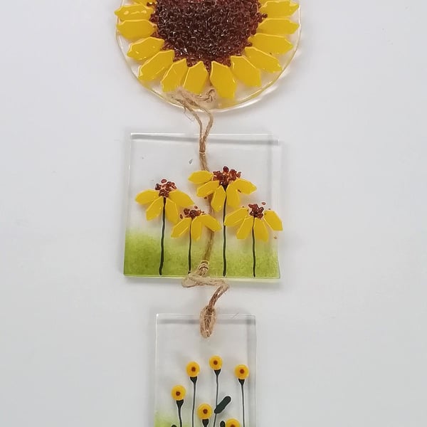 Fused Glass Sunflower Suncatcher: Handmade Garden & Patio Decor