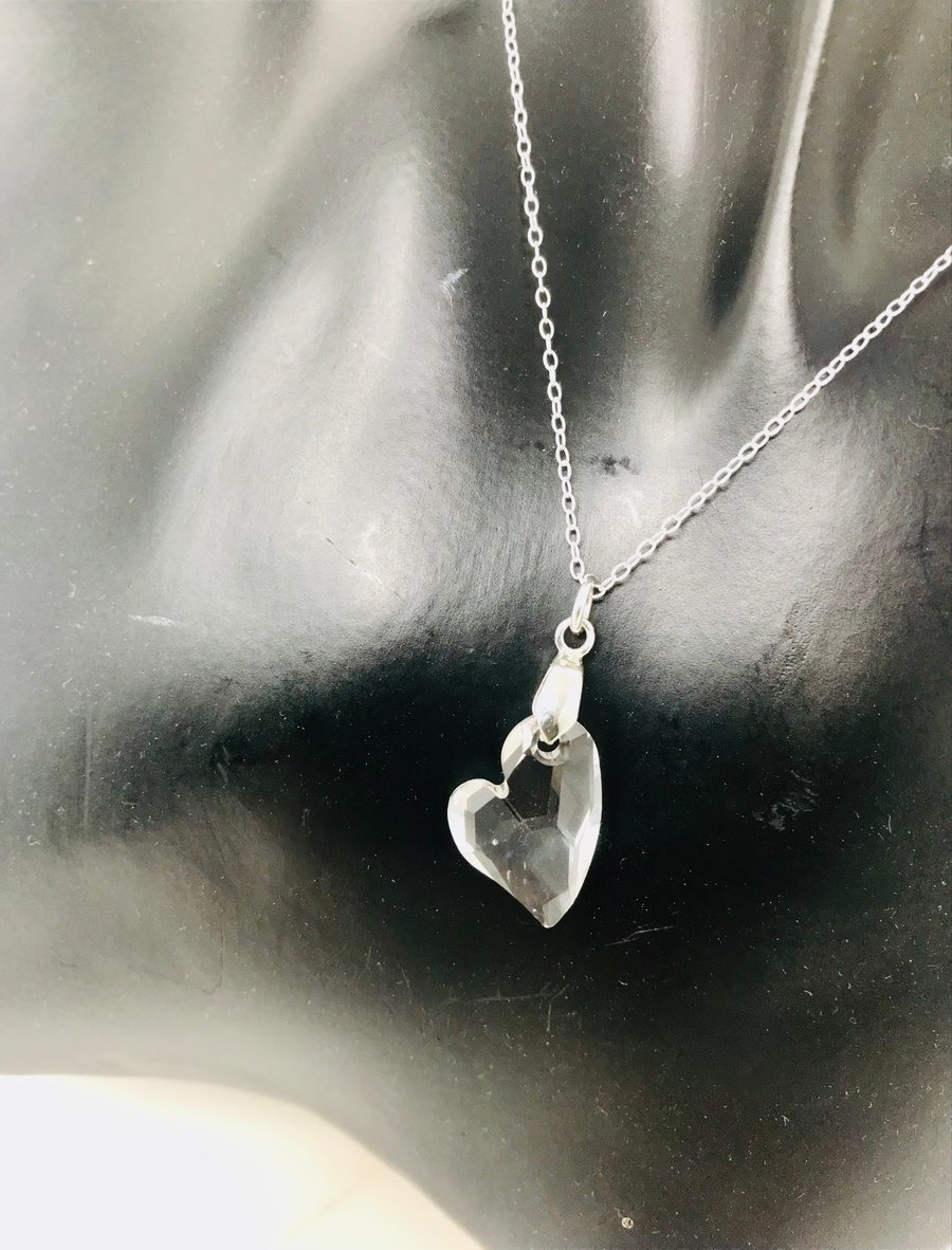 Serinity Clear Crystal Pedants Heart Necklace 