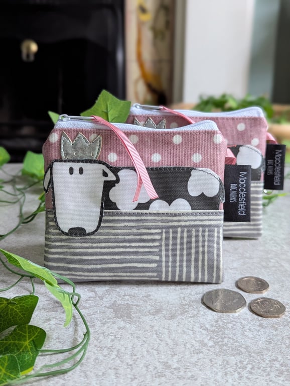 Small Oilcloth Coin or Card Purse with Applique Cow with Crown 