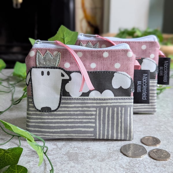 Small Oilcloth Coin or Card Purse with Applique Cow with Crown 