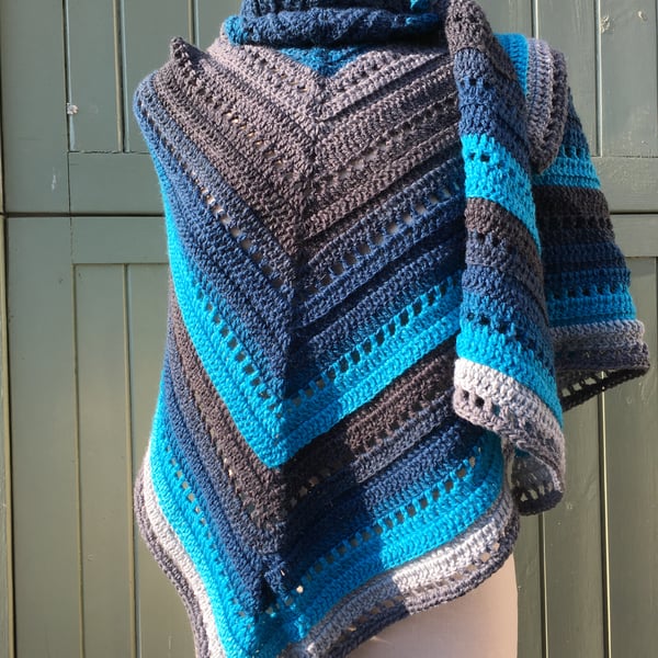 Into the Blue textured crochet triangle scarf