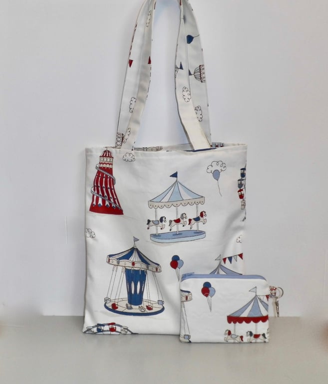 Tote bag with clip-in purse funfair fairground long handles cream lining
