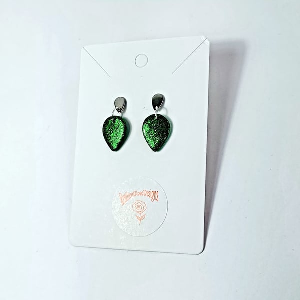 Emerald green sparkle teardrop dangle earrings    