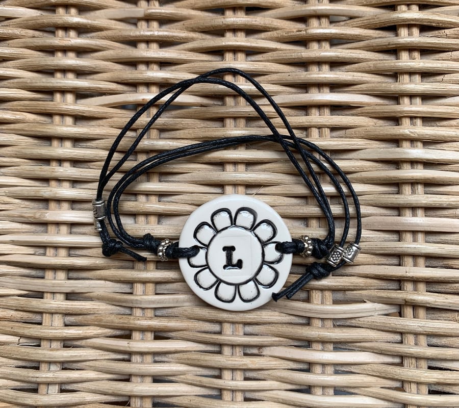 Letter 'L' Ceramic Disc Bracelet