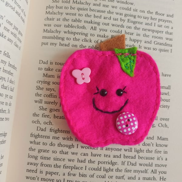 Pink apple themed bookmark (A)