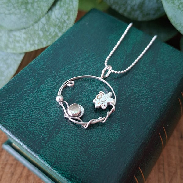 Handmade Round Daffodil Pendant with Prehnite