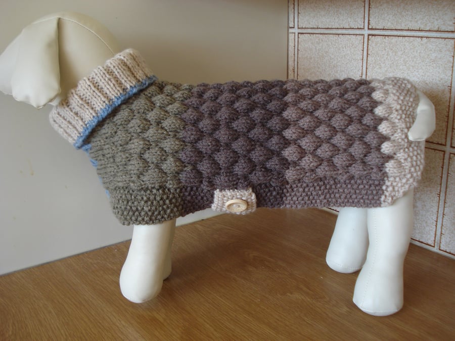 Medium Dog Coat Aran Ombre Yarn With Earth Tones Of Browns And Blue (R847)