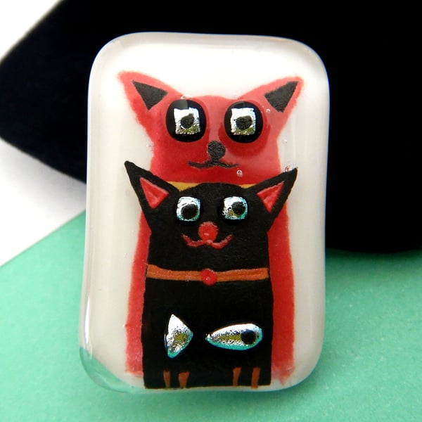 Handmade Fused Glass 'Cats with Fish' Brooch