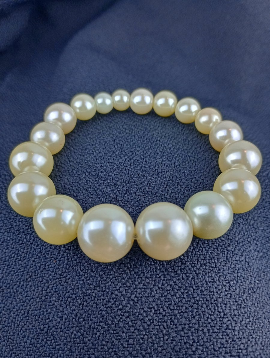 Faux Pearl Bracelet In Bridgerton Style - Regency Era Cream Pearl  Bracelet 