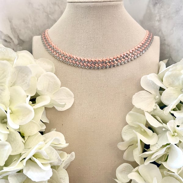 Round Herringbone Necklace - Gloss Grey & Coral 