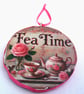 Tea time decoupaged log slice wall decoration. - Image 3