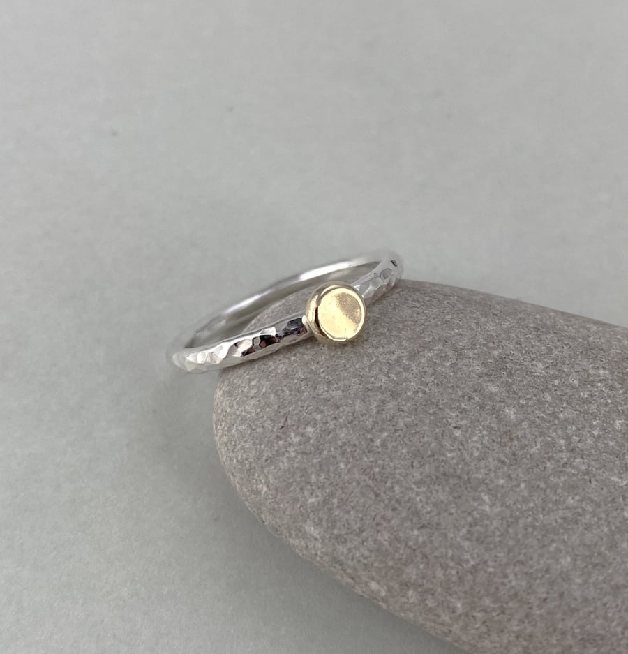 Hammered 9ct Yellow Gold Pebble Stacking Ring