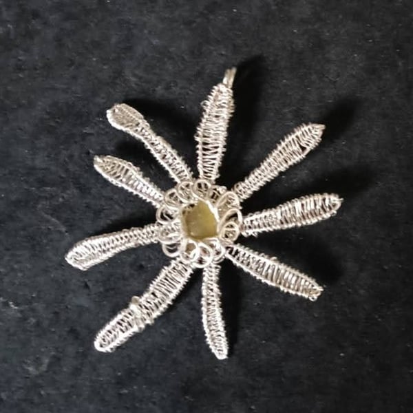 MOON DAISY - Pendant 