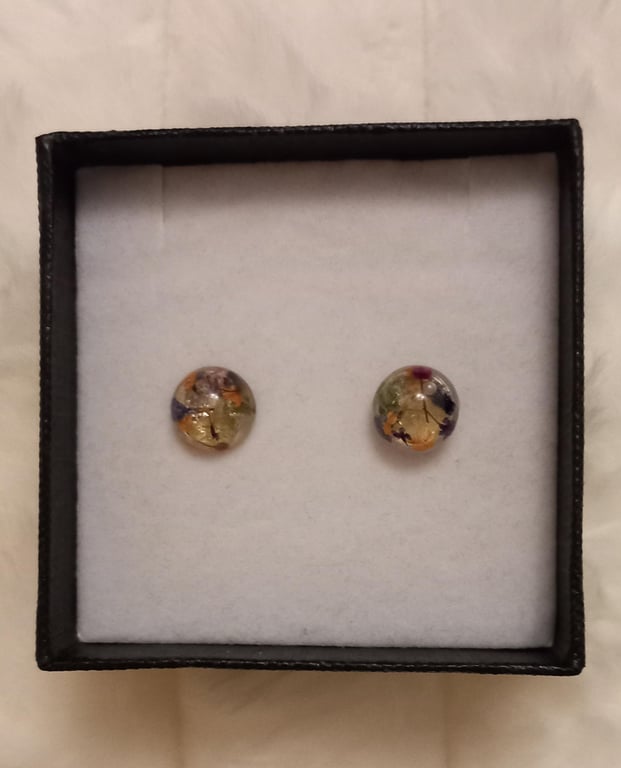 Sterling silver 9mm stud earrings,Dried flower studs,English garden,Large studs,