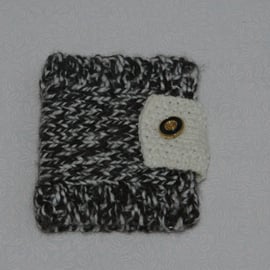 Sewing Needle Case in Black and White