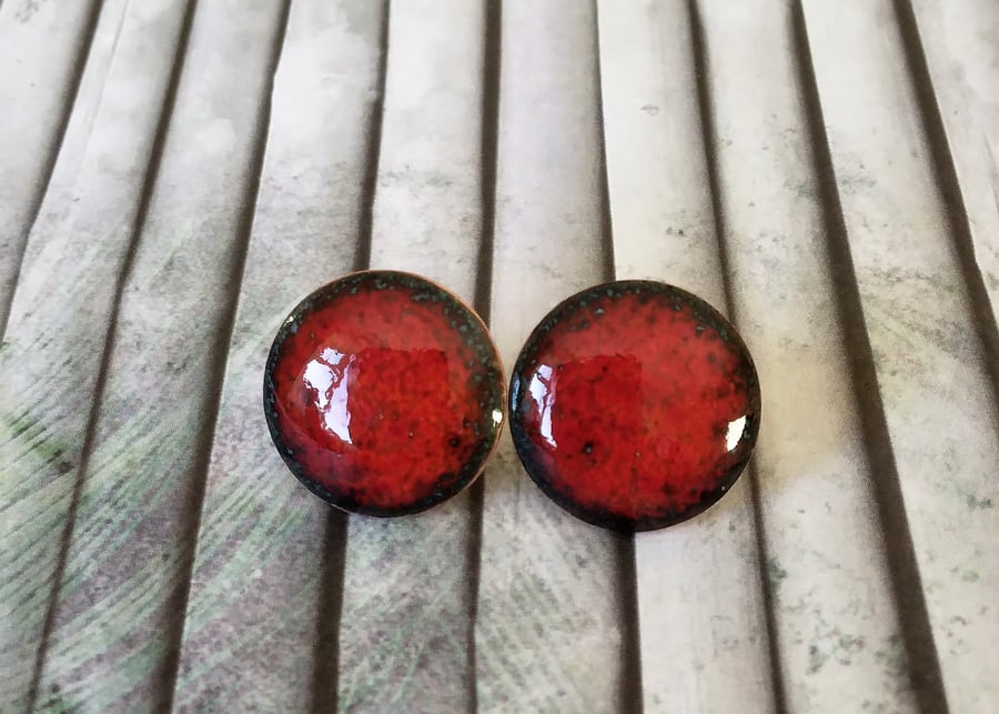 15mm red fire stud earrings in enamelled copper 221