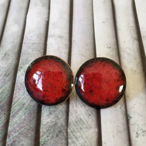 15mm red fire stud earrings in enamelled copper 221