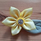 Handmade kanzashi fabric flower brooch