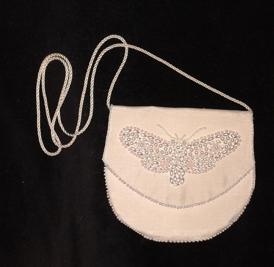 Ivory silk hand beaded butterfly handmade wedding pochette bag