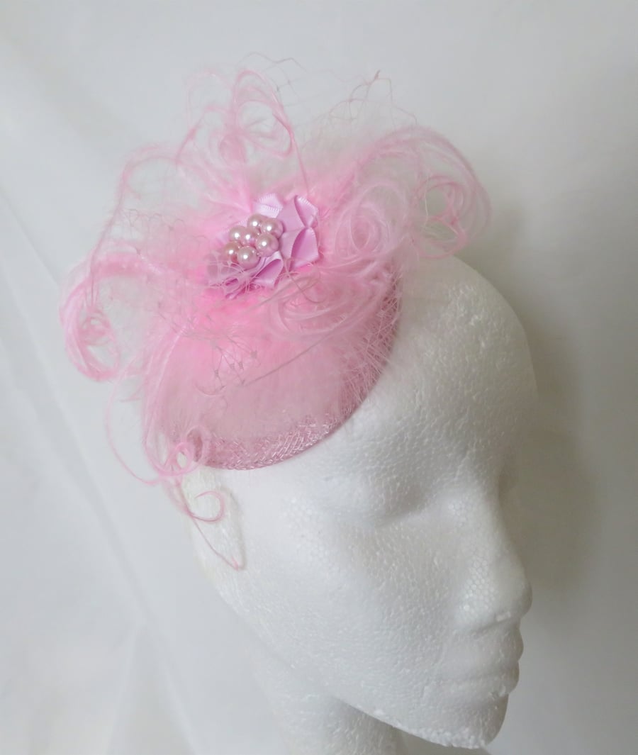 Pale Baby Pink Feather Veil Vintage Fascinator Hat