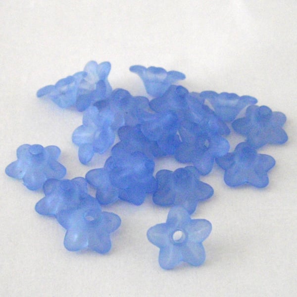 20 x 10mm Blue Lucite Flower Beads