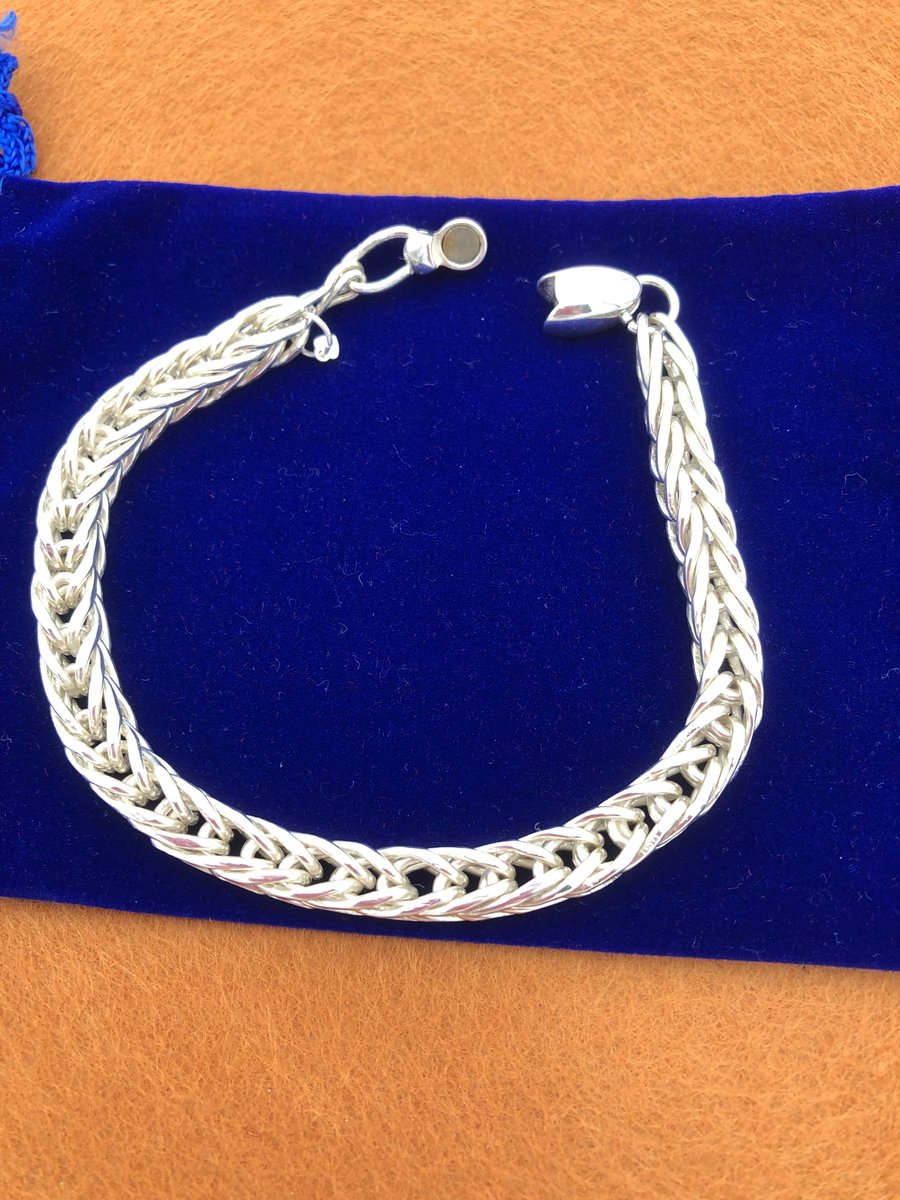 Bracelet Byzantine design, sterling silver, magnetic shell catch