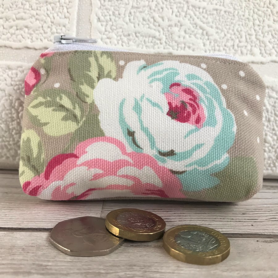 Small purse, coin purse in beige with turquoise and pink Roses