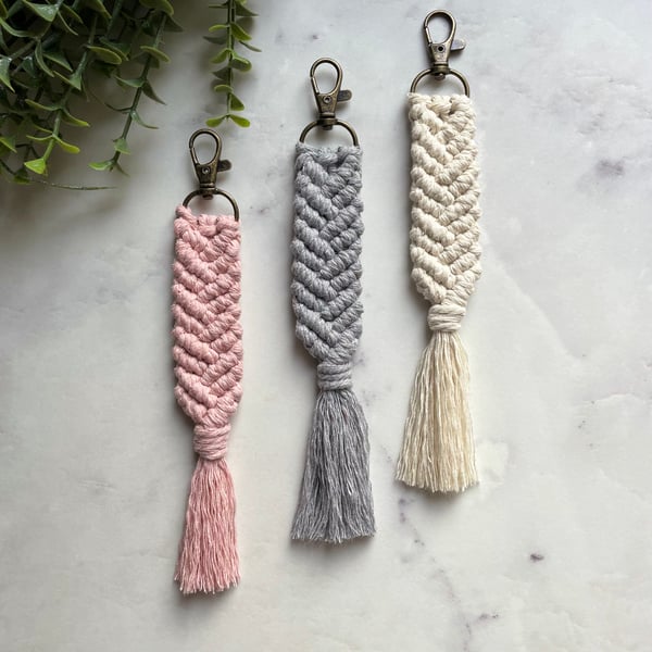 Macrame Fishtail Keyring