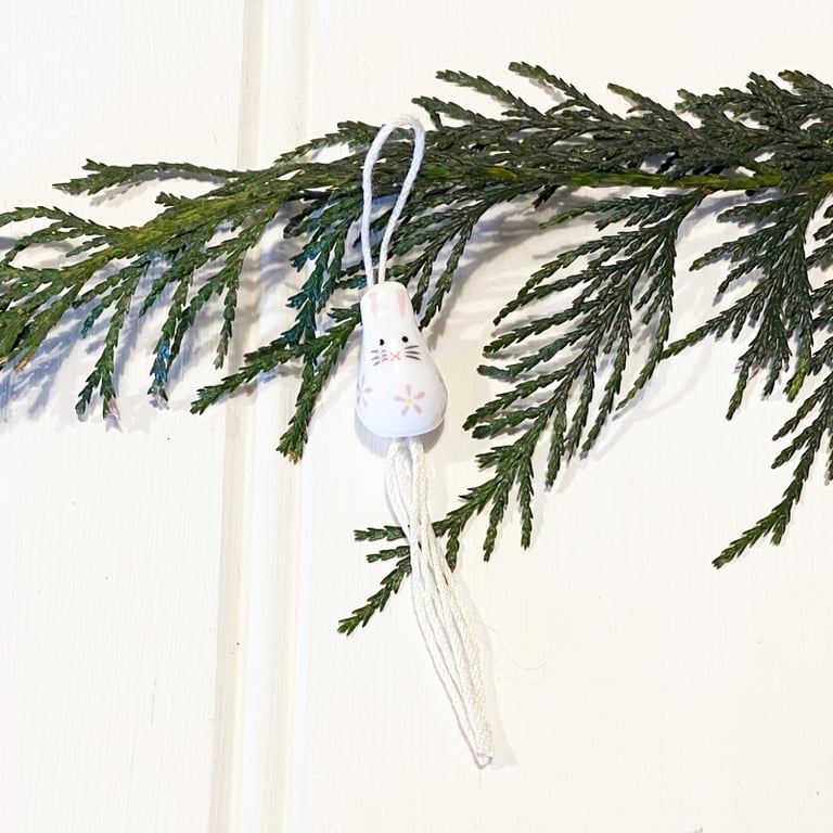 Tiny Hanging Bunny Decoration - Flowers