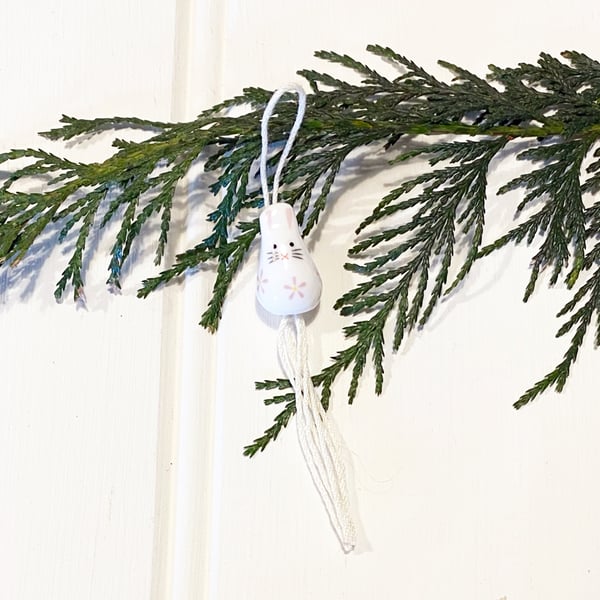 Tiny Hanging Bunny Decoration - Flowers