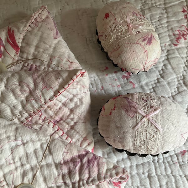 Vintage Pin cushion