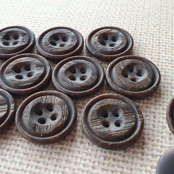1 & 1 8" 28mm 44L BROWN wood Effect 1990's Vintage Buttons