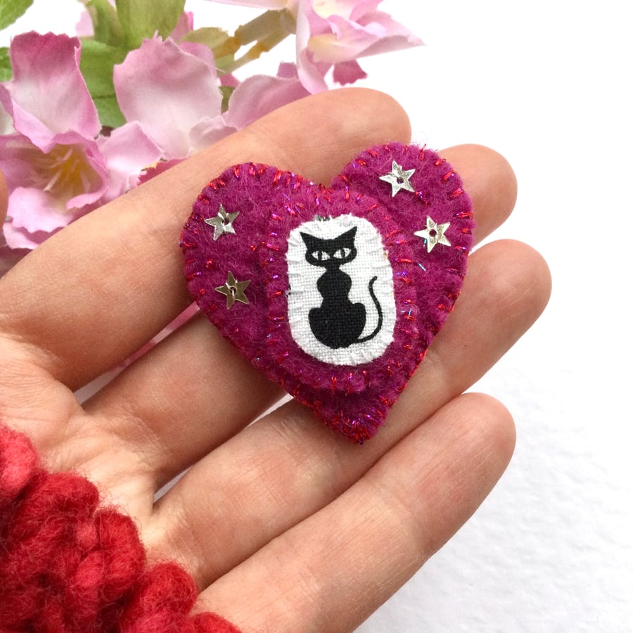 Adorable Cat Brooch. Pink Goth Kitty Brooch. Spooky Cute Pin