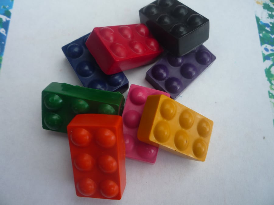mini building block brick novelty wax crayons x 6 crayons