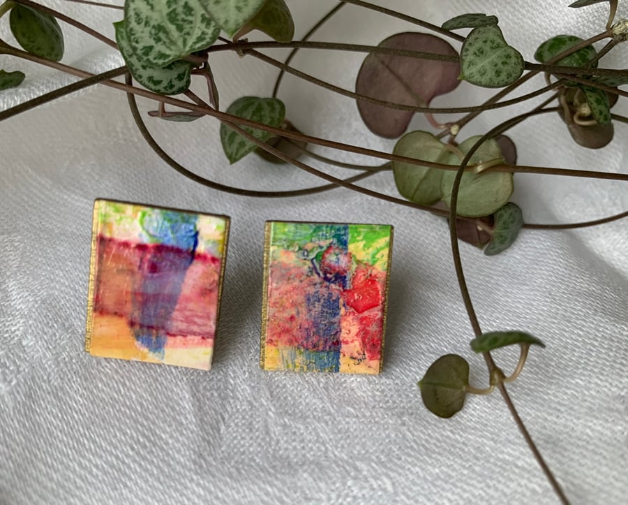 Stainless steel post earrings 