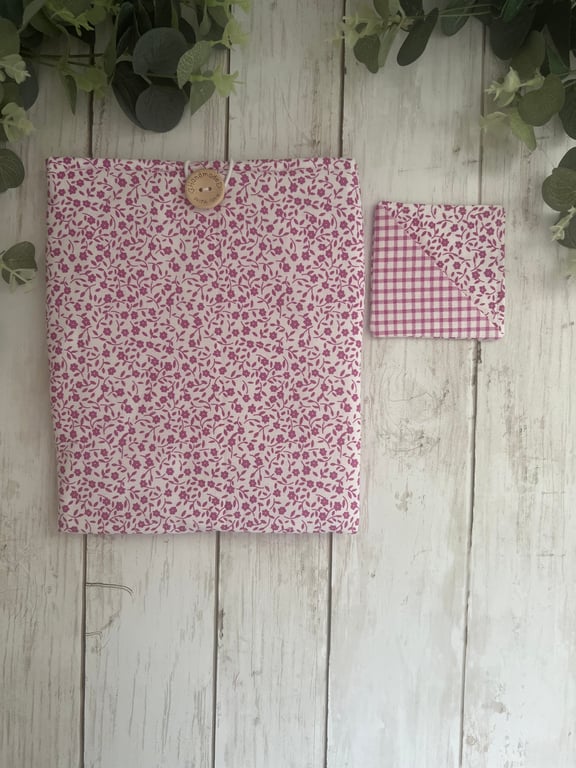 Padded Book Sleeve & Corner Bookmark: Book Lover, Gift for Readers, Travel