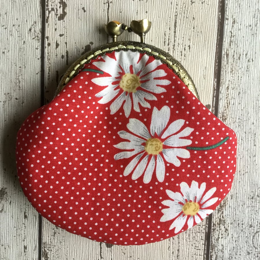 Red & White Spotty Clasp Coin Purse with Daisy Design